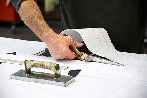 工作服定做當中的量身定制與按碼定做區別